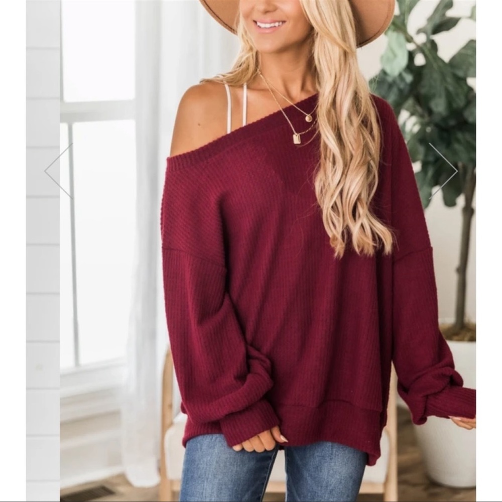 NWT Pink Lily pullover